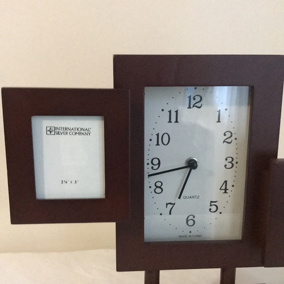 Quartz Clock With Picture Frames - Picture 5 of 11
